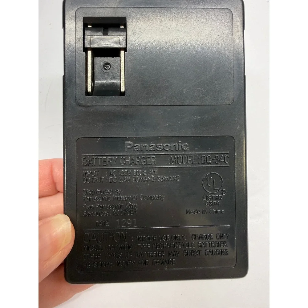 Panasonic Slim Charger BQ-34C Vintage Ni-Cd Battery Charger AA AAA Green Cover